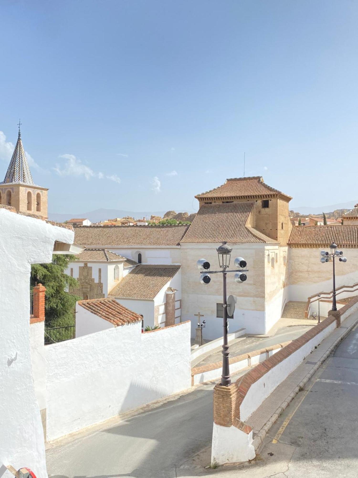 Apartamentos Penaflor Guadix Kültér fotó